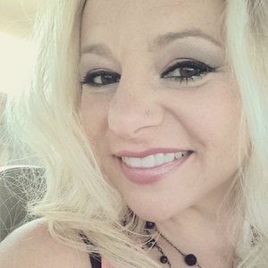 Meet your Posher, Angelique